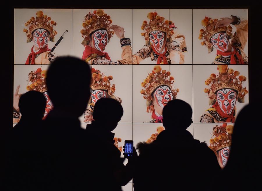Artworks of monkey figures exhibited in Beijing