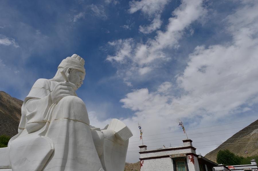New law protects Lhasa's ancient villages