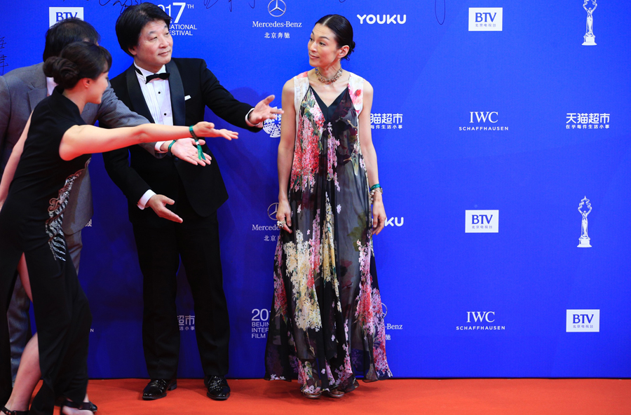 Stars walk the red carpet as Beijing Film Fest ends