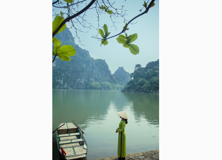 Vietnam as seen through Chinese photographers' lenses