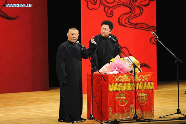 Chinese crosstalk artists perform in Japan to mark anniversary of bilateral relations