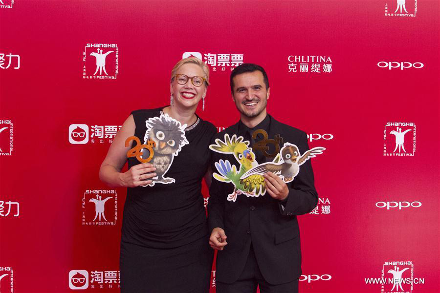 Stars dazzle at awarding ceremony of Shanghai Int'l Film Festival
