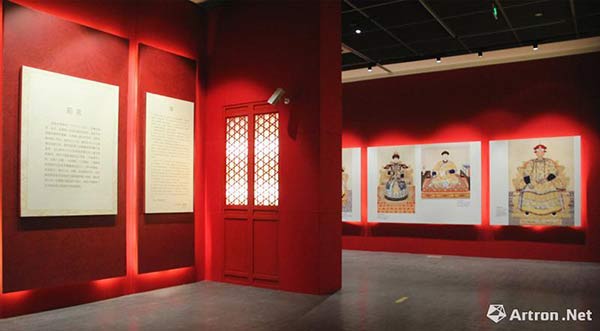 Exhibition on Emperor Qianlong goes to West Lake