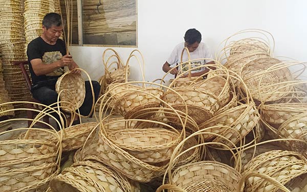 Traditional Chenghe wickerwork weaves exquisite skills