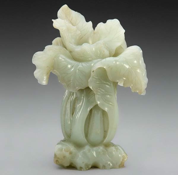 Chinese cabbage-themed relics from Palace Museum's collection