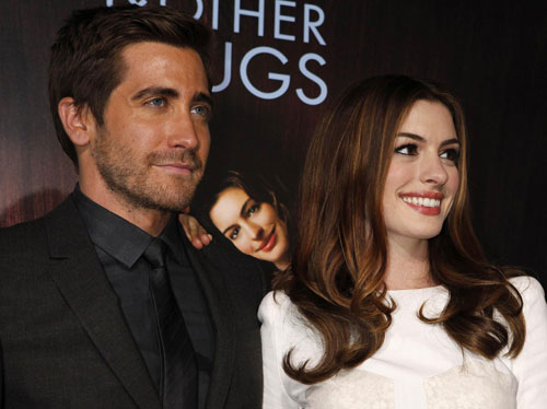 Jake Gyllenhaal and Anne Hathaway at the world premiere of film 'Love and Other Drugs'
