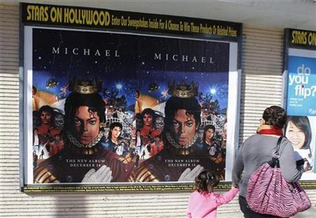 Michael Jackson album fails to top pop chart