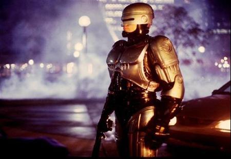 Fans rally to raise money for RoboCop statue in Detroit