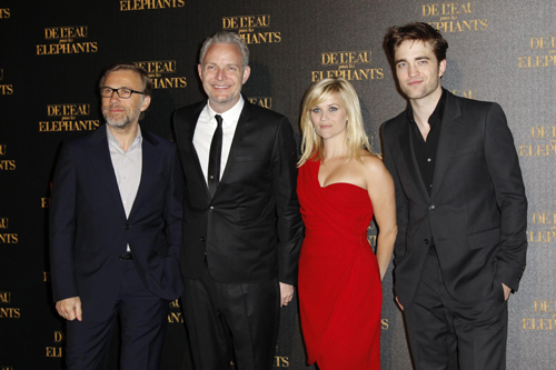 Pattinson and Witherspoon attend premiere of 'Water for Elephants' in Paris