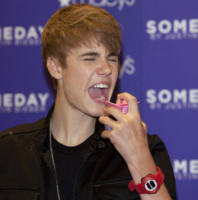 Justin Bieber launches his new fragrance