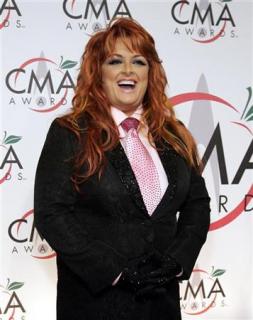 Country singer Wynonna Judd goes for marriage No. 3