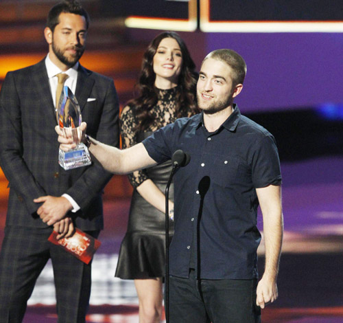 Celebrities accept awards at People's Choice Awards