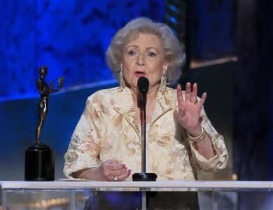 'Modern Family,' Betty White come up big at SAG