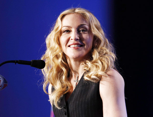 Madonna promotes Super Bowl show