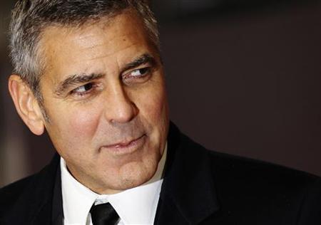 Clooney, Pitt: It's an Oscar charm offensive