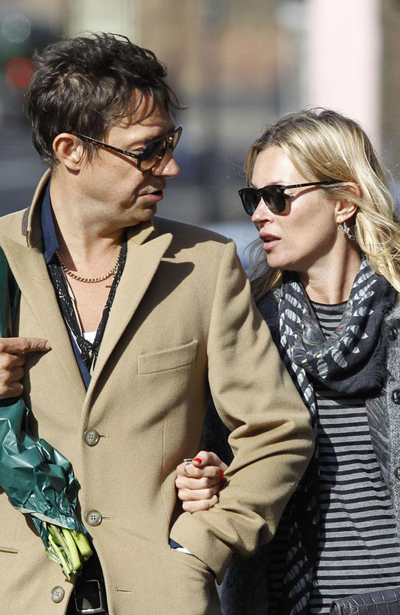 Kate Moss and Jamie Hince 'to renew vows'