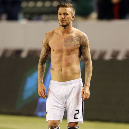 David Beckham wants to play on Bieber's soccer team