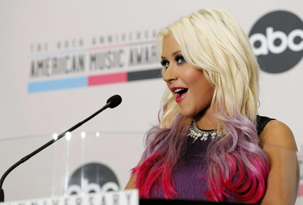 Aguilera announces American Music Awards nominations