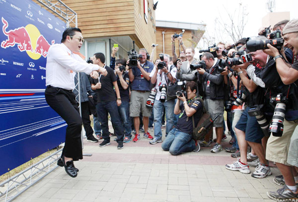 Psy brings 'Gangnam Style' to F1