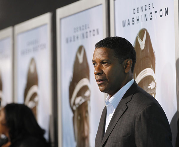 Denzel Washington attends 'Flight' premiere
