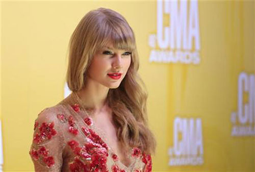 Taylor Swift to headline 'New Year's Rockin' Eve'