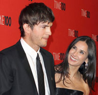 Demi Moore dumped by toyboy