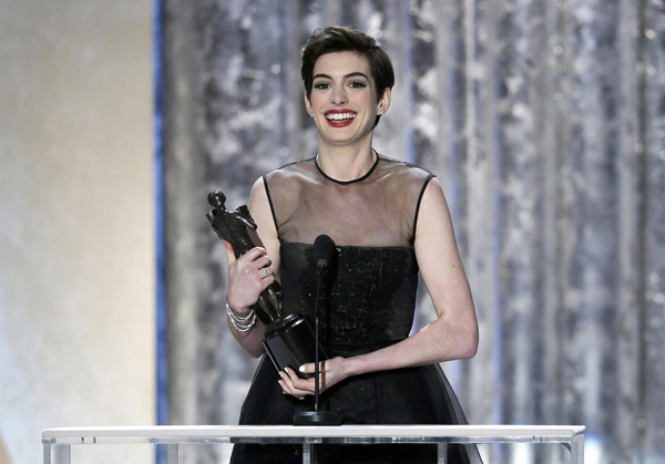 Anne Hathaway, Jennifer Lawrence at 19th annual SAG Awards