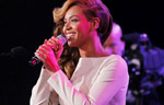 Beyonce struts back onto world stage with tour