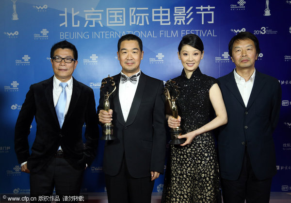 Historical epic 'Back to 1942' captures Tiantan Award for best picture