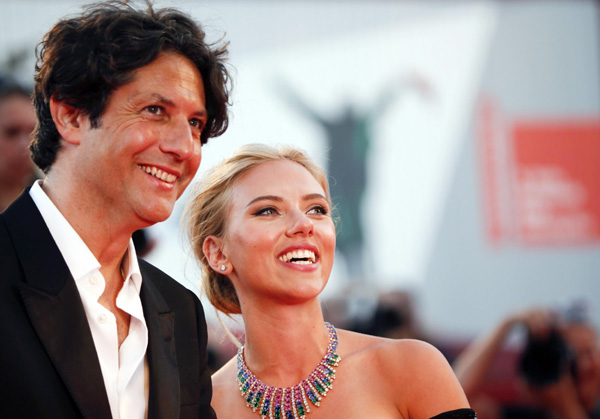 Scarlett Johansson's 'Under the Skin' debuts in Venice