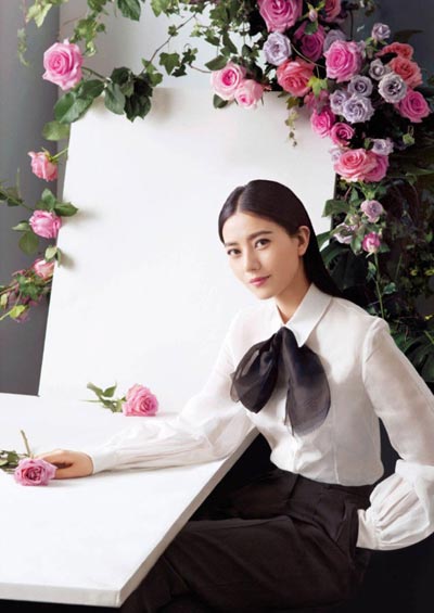 Gao Yuanyuan sports spring looks