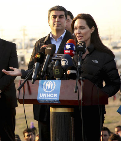 Angelina Jolie speaks at refugee camp in Iraq