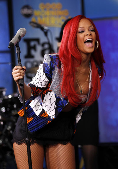 Rihanna performs on ABC's 'Good Morning America'