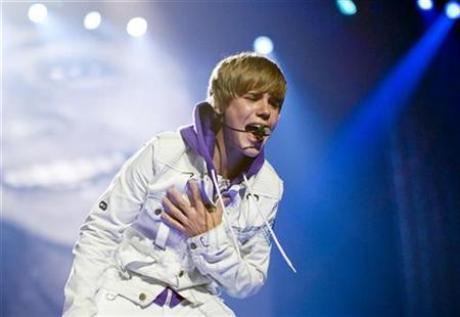 Justin Bieber announces first UK arena tour