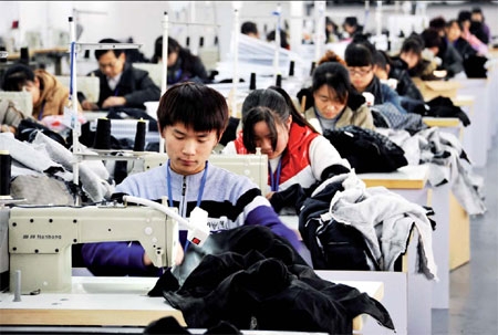 UK retailers plump for renminbi