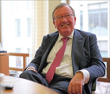 City eyes big slice of yuan business