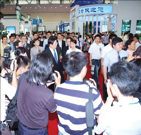 Suzhou Special: Overseas talent: Synergy with Suzhou's success