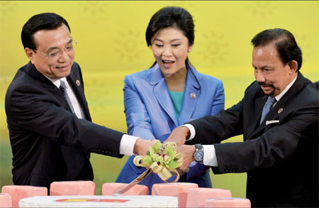 Li proposes stronger ASEAN treaty