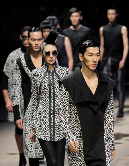 Fashion flaIR to the fore