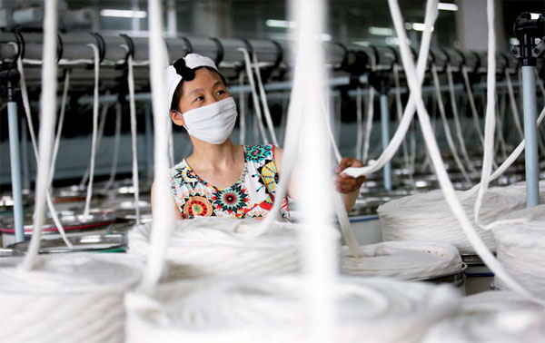 Economic growth in Q1 drops to 7.4%