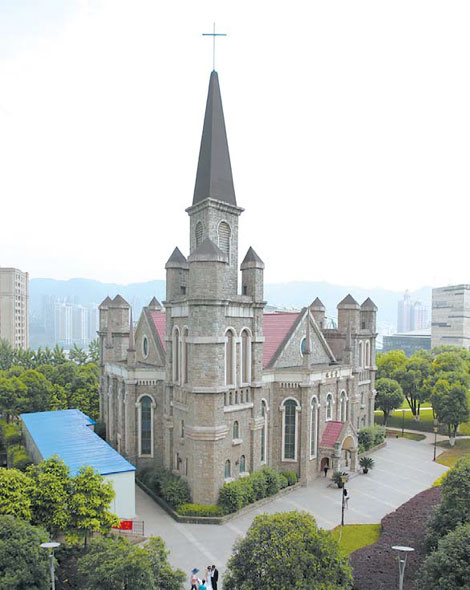 Harboring global ambitions