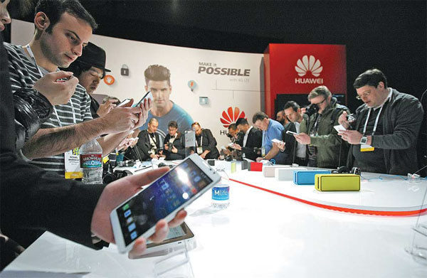 Huawei's phone shipments up 62%