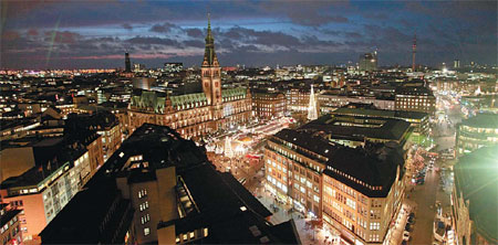 Historic port city hosts top summit