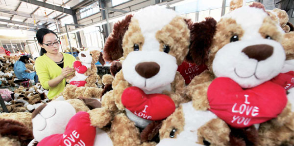 Key think tank scales back outlook for 2014