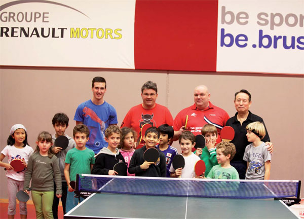 Chinese coach bounces around world