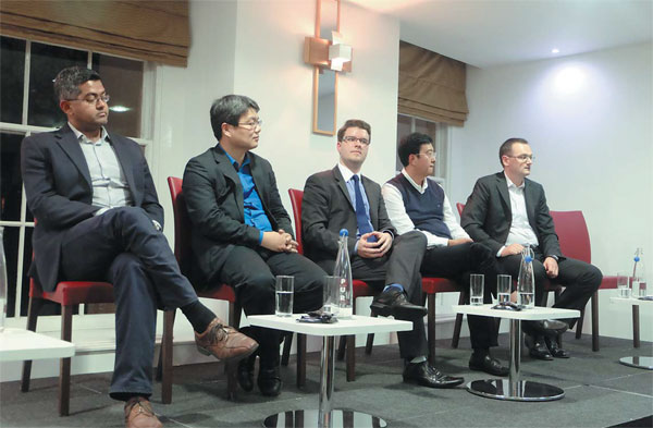 P2P peers lend each other an ear