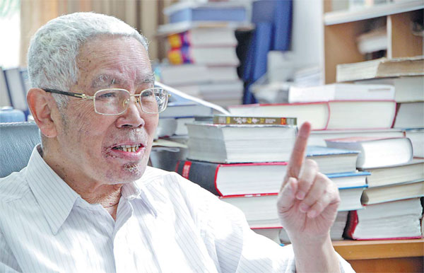 Chinese-French dictionary speaks volumes of professor's dedication