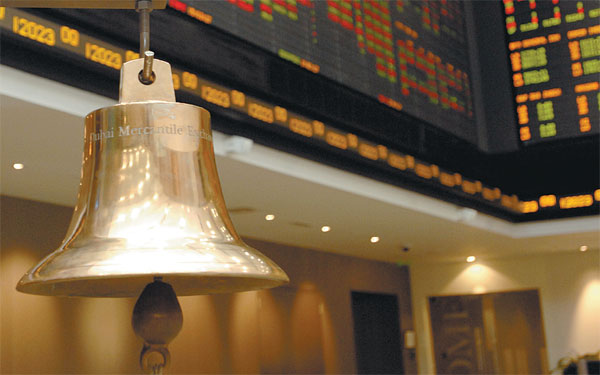 Business lifts Dubai oil trades