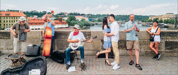 Love is where you picture it