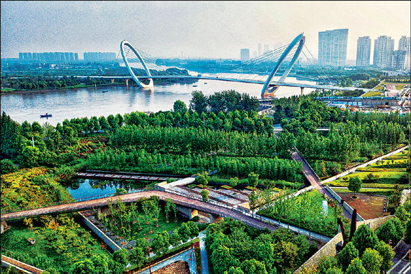 Action needed to save Yangtze fish